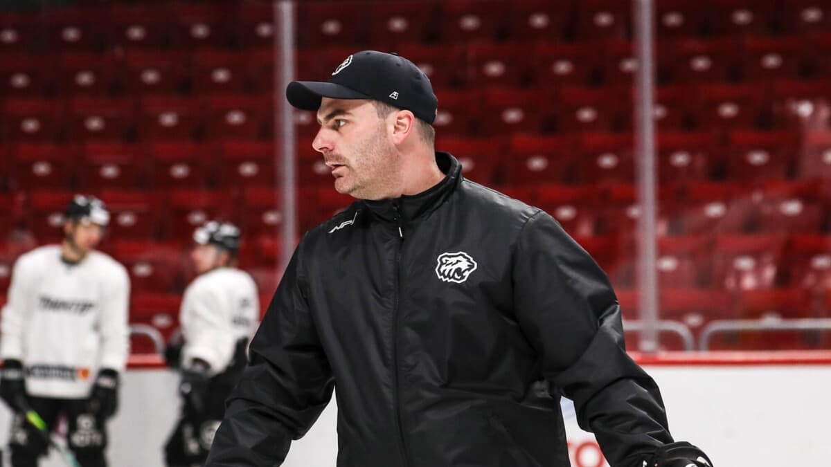 Интервью с Рафаэлем Рише: молодой наставник о пути в хоккее, новом вызове и возможном уходе