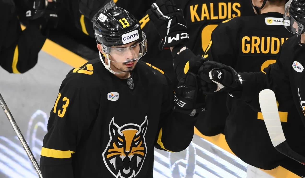 «Были мысли попробовать в НХЛ, но решил остаться в России»: интервью Кирилла Пилипенко  