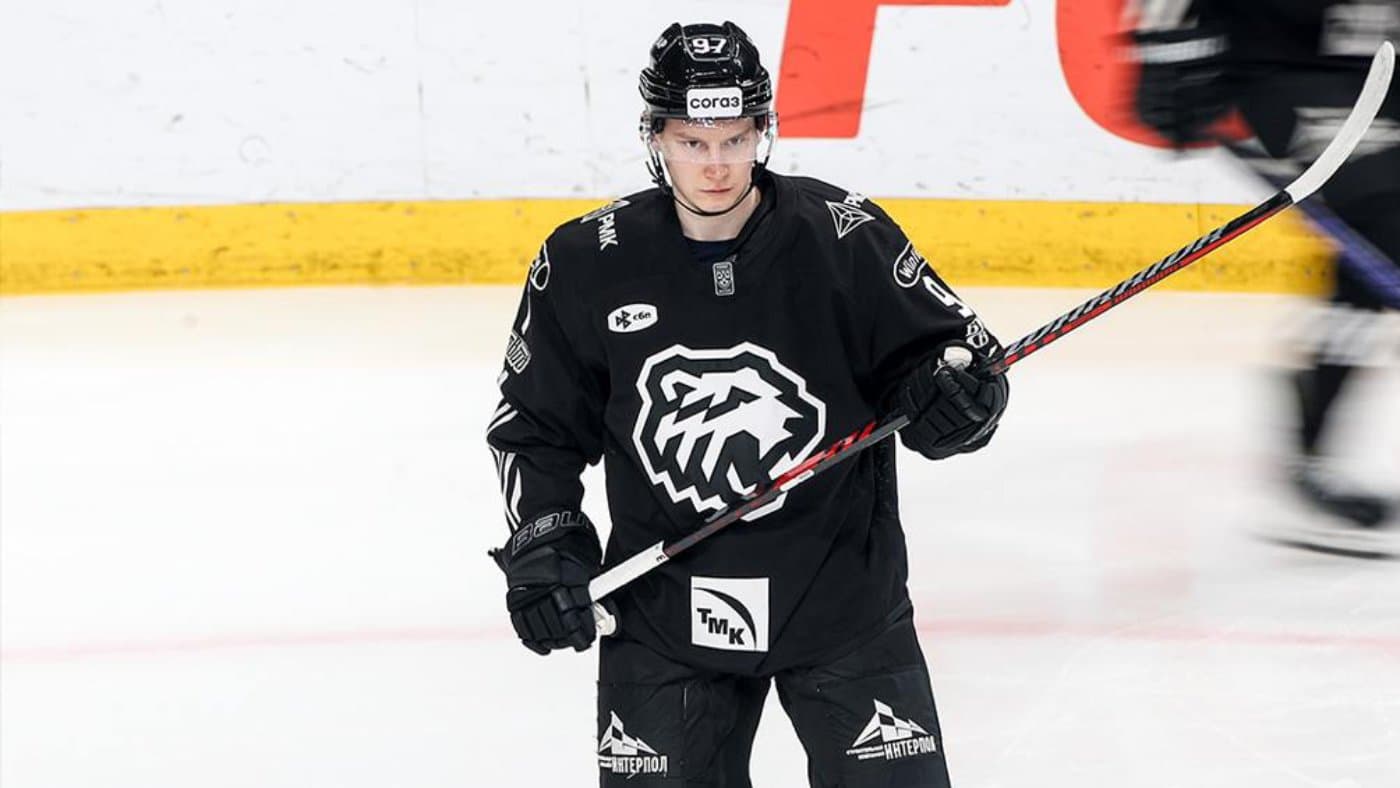  Василий Глотов: В «Тракторе» больше структуры, в СКА — драйва.